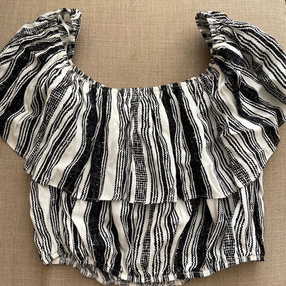 ASTR The Label - Off The Shoulder Top